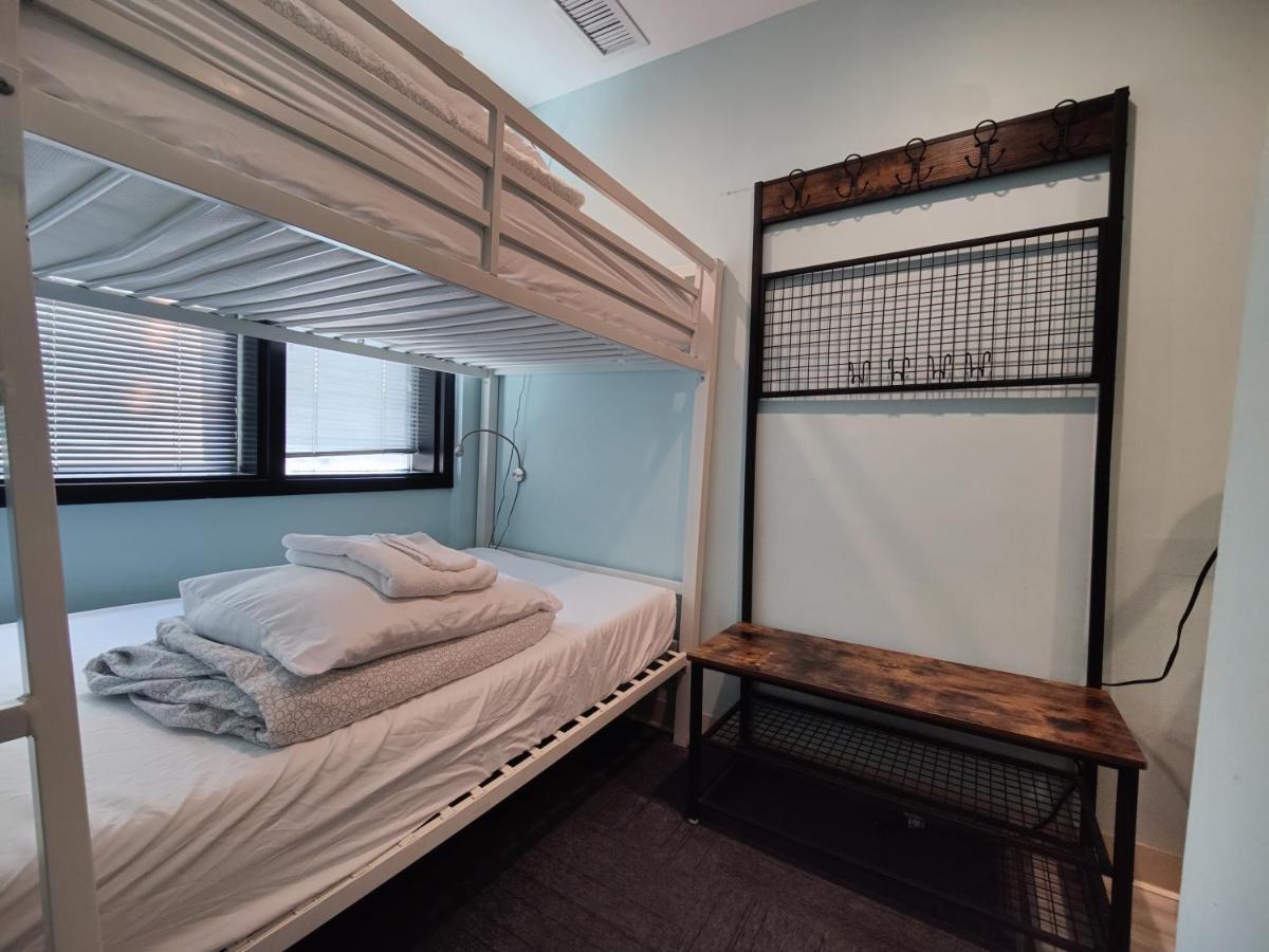 וושינגטון U Street Capsule Hostel מראה חיצוני תמונה
