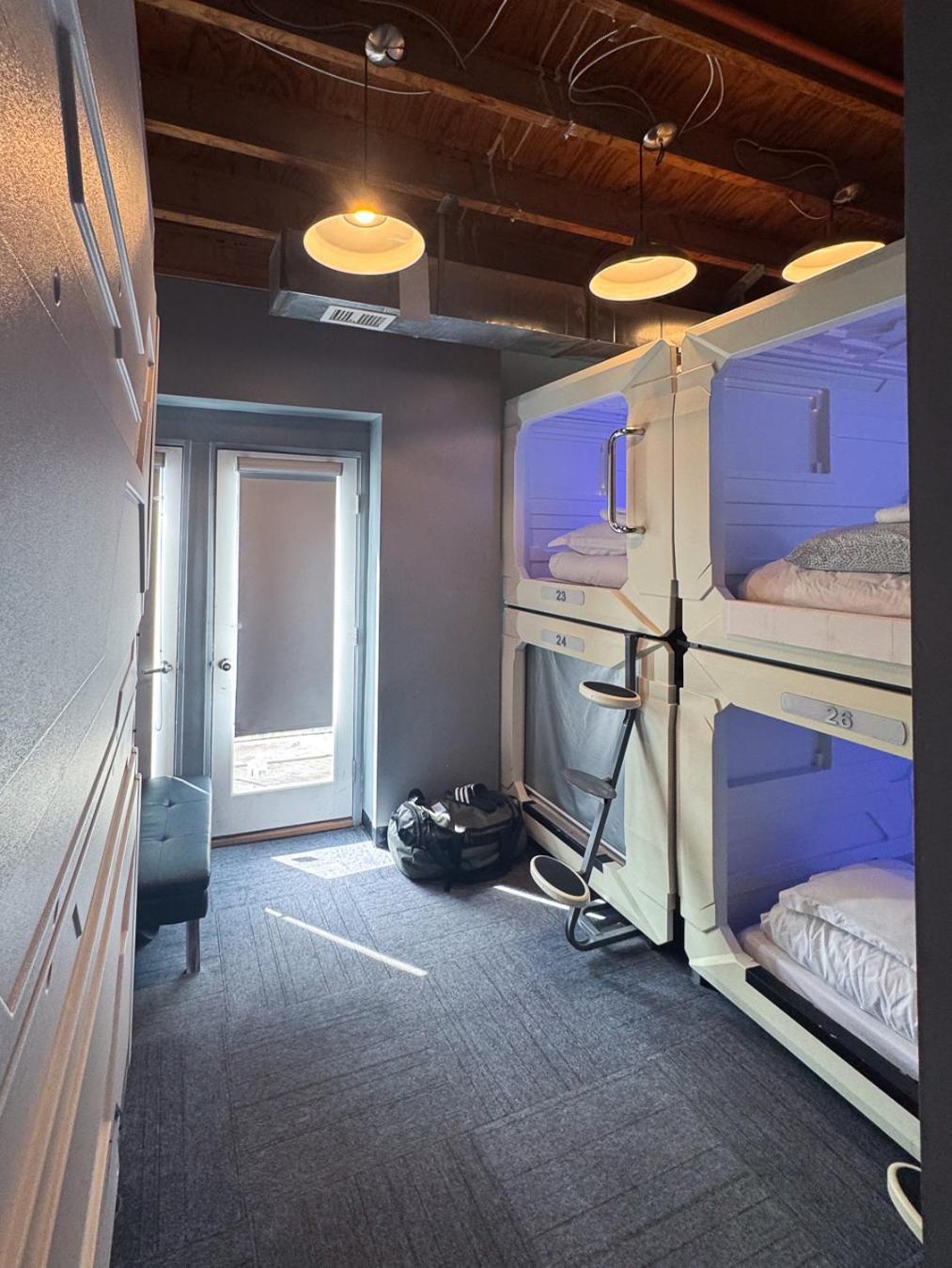 וושינגטון U Street Capsule Hostel מראה חיצוני תמונה
