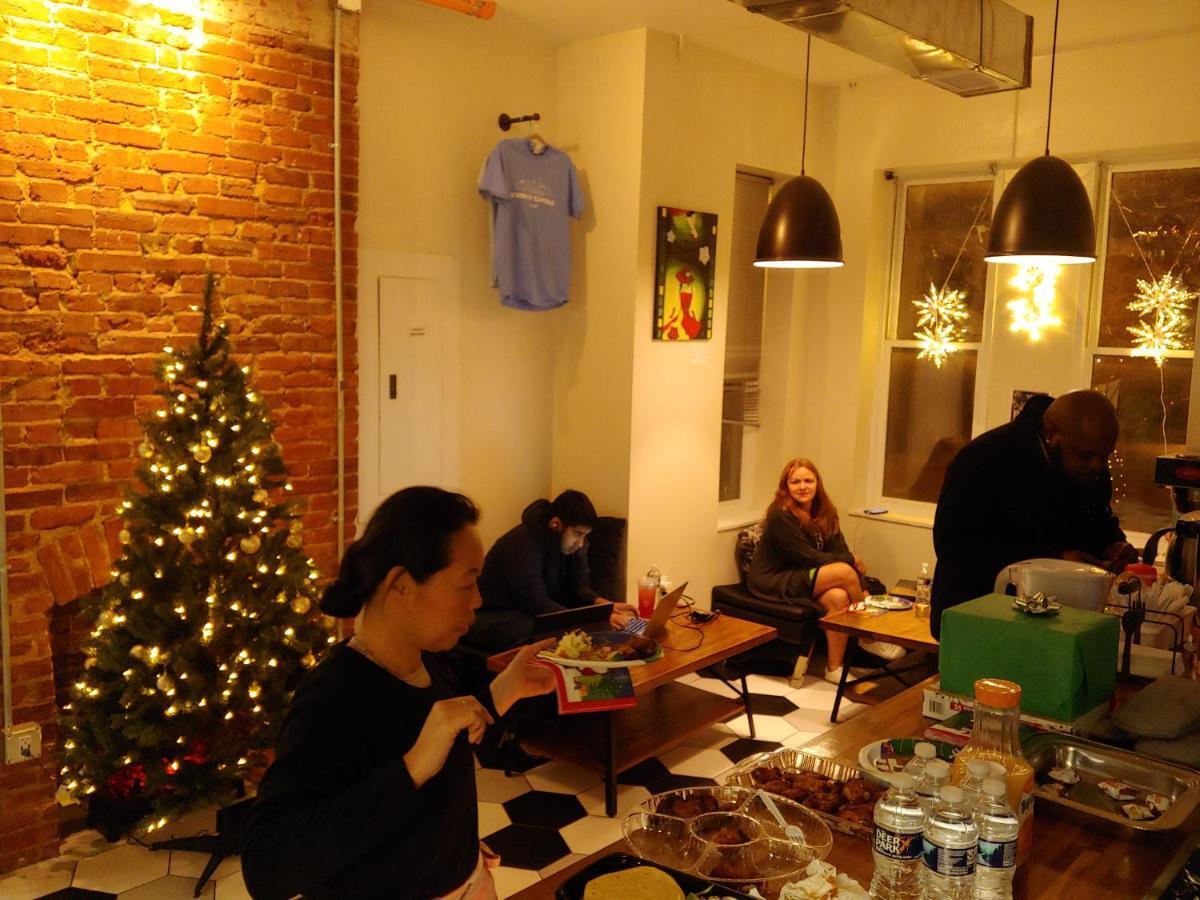 וושינגטון U Street Capsule Hostel מראה חיצוני תמונה